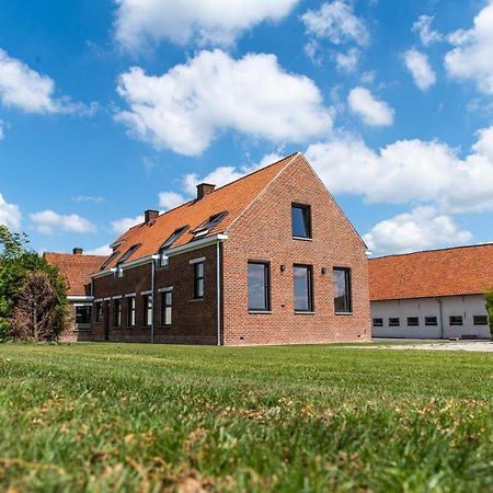 Farmhouse Hoeve Den Ast 5 Separate Bedrooms With Bathrooms Harelbeke المظهر الخارجي الصورة